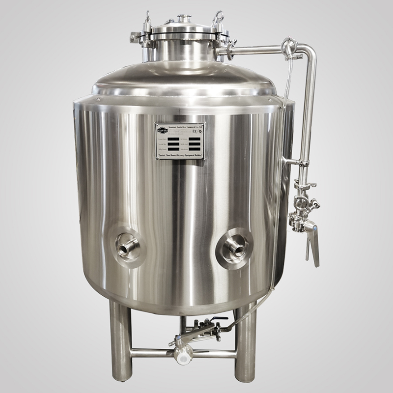 <b>Tanque de cerveza brillante de 3 barriles</b>